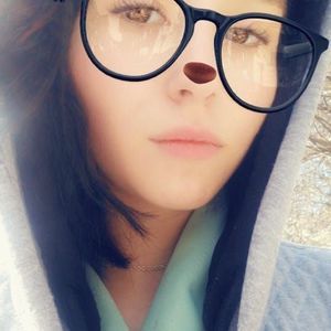 Meet your Posher, Gena